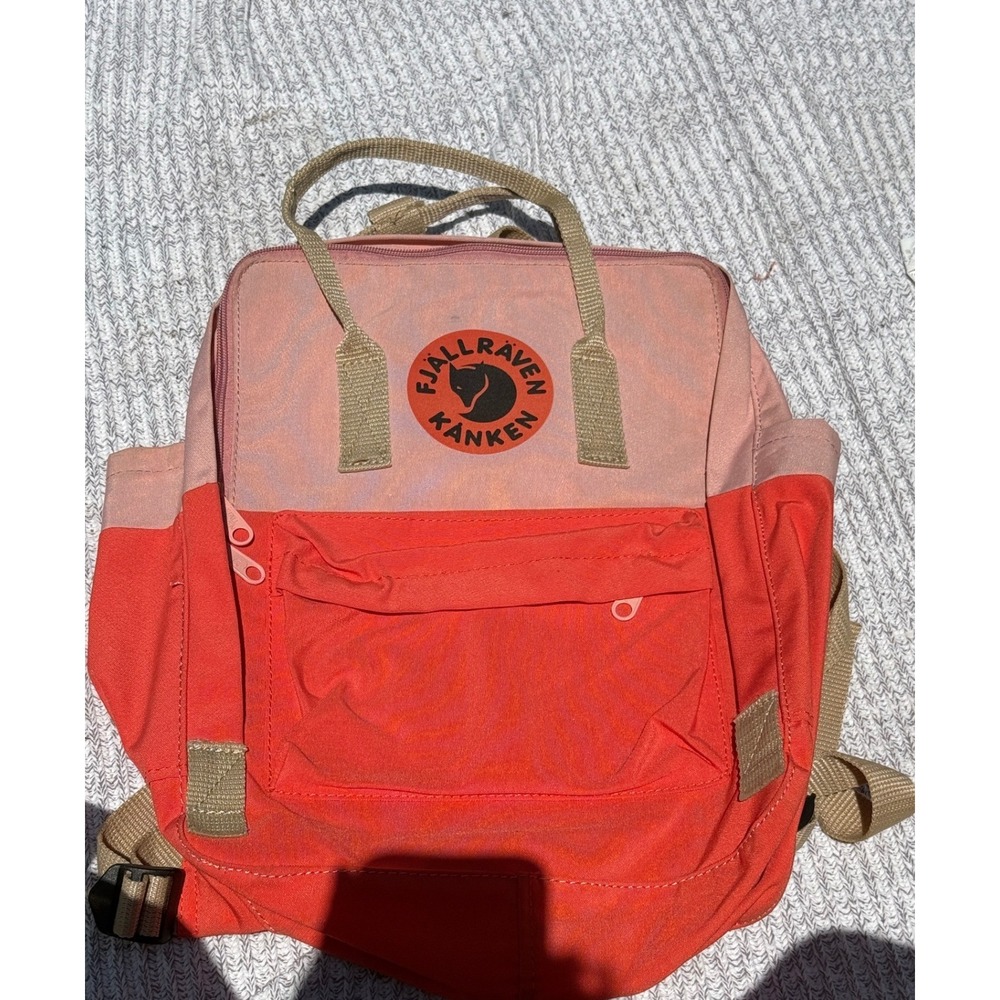 Fjallraven Kanken Backpack Unisex One Sizeโ Pink Orange Colorblock Classic